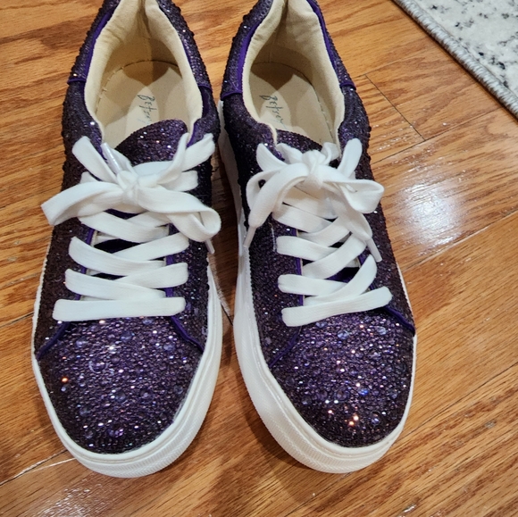 Betsey Johnson Shoes - Womens sneakers